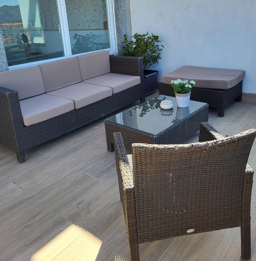 Atico Con Terraza Apartman Vigo Kültér fotó