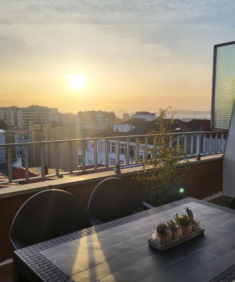 Atico Con Terraza Apartman Vigo Kültér fotó